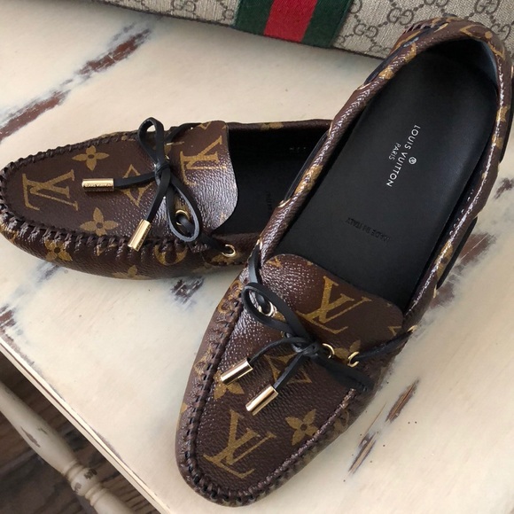 JUST SHARING MY NEW ADDITIONS/EDITIONS - Picture 2 of 4